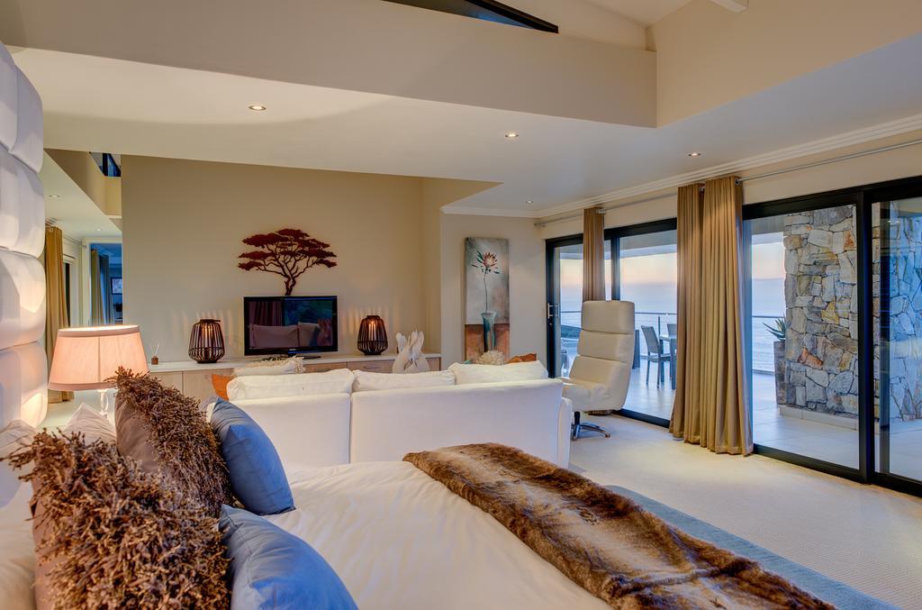 Bed and Breakfast Retreat On Cliff Knysna Esterno foto