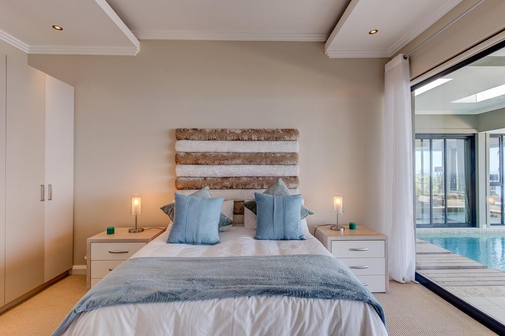 Bed and Breakfast Retreat On Cliff Knysna Esterno foto